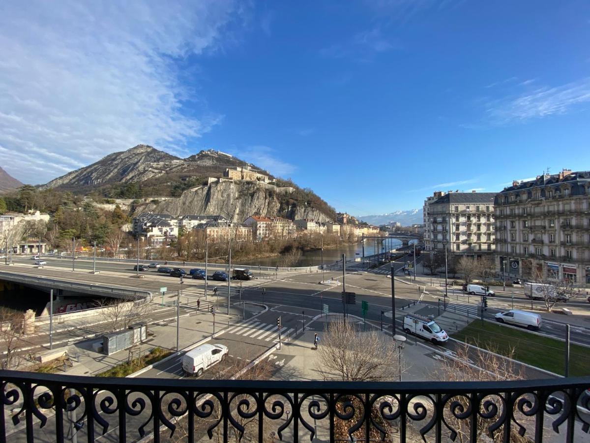 Apartment Le Telepherique, Vue Bastille, 6 Pers, 300 M Gare Grenoble